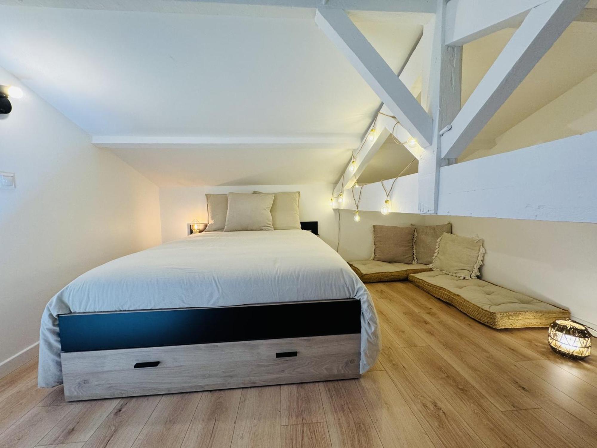 Le Piccolo - Appartement Cosy - Wifi べグル エクステリア 写真